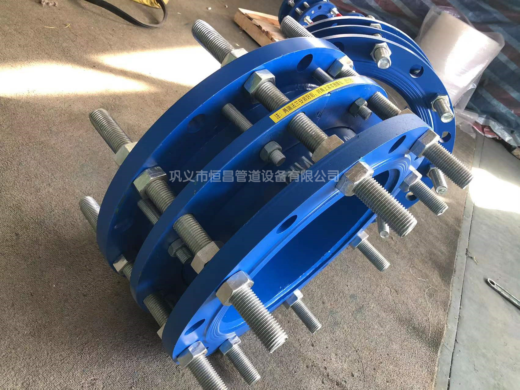 双法兰限位伸缩节的构造,单法兰限位伸缩节调节方法