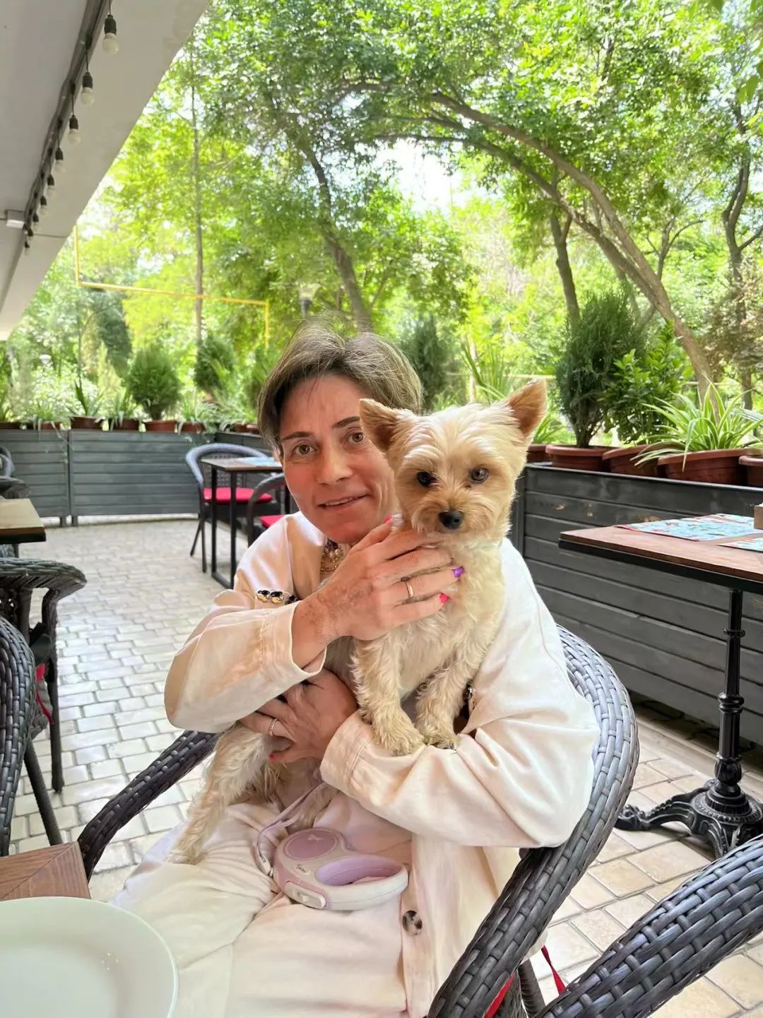 在塔什干,在帕米尔高原与塔吉克人同生活