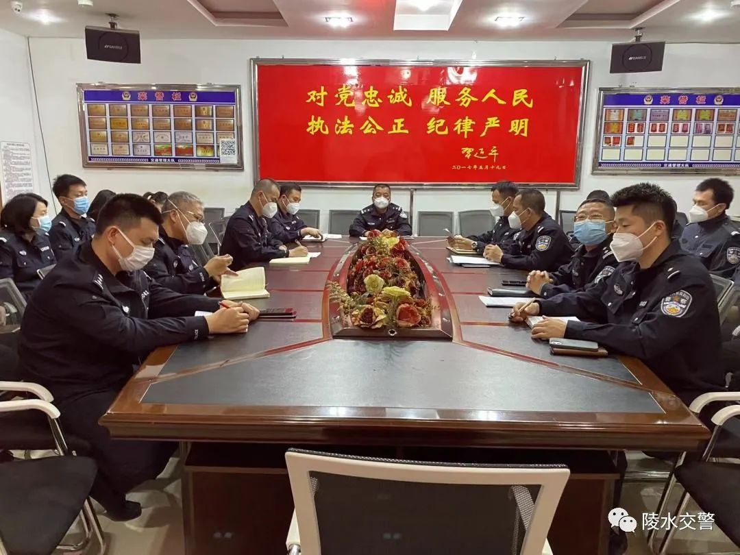 守平安护团圆陵水公安交警圆满完成“春节”假期交通安保工作|平安春运交警同行