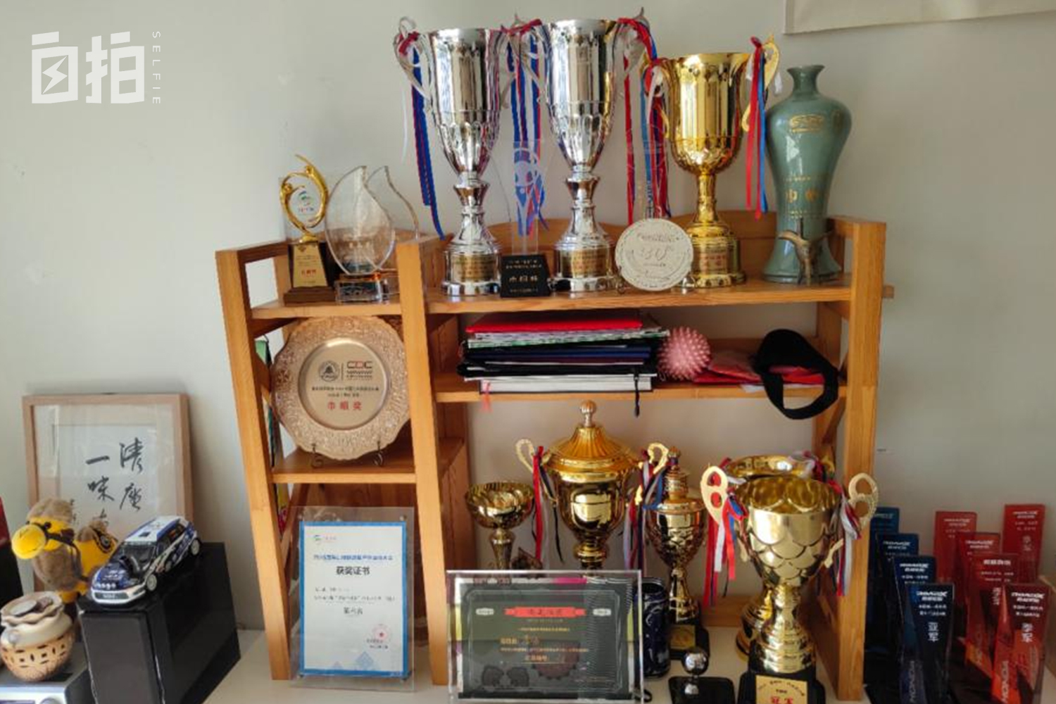 我，辞掉稳定工作、变卖家产、玩命健身，现在是一名女赛车手