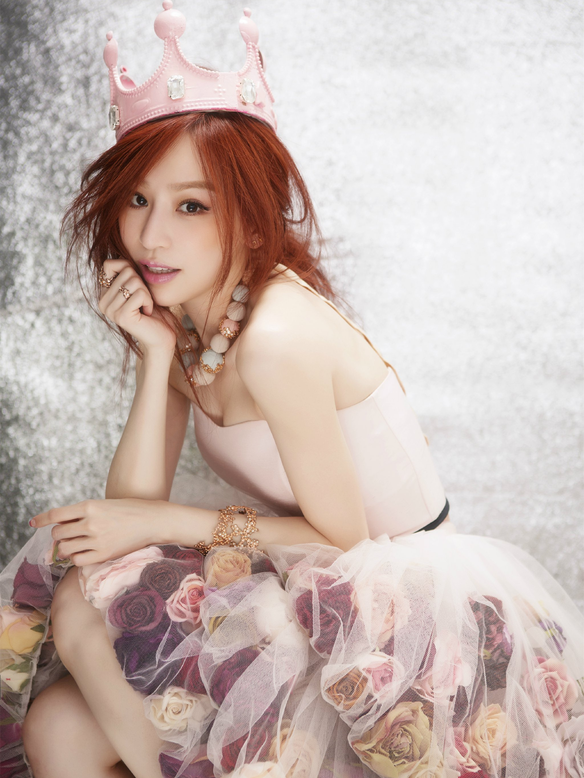 刘惜君80后人气女歌手奖,中国80后10大女歌手有哪些人