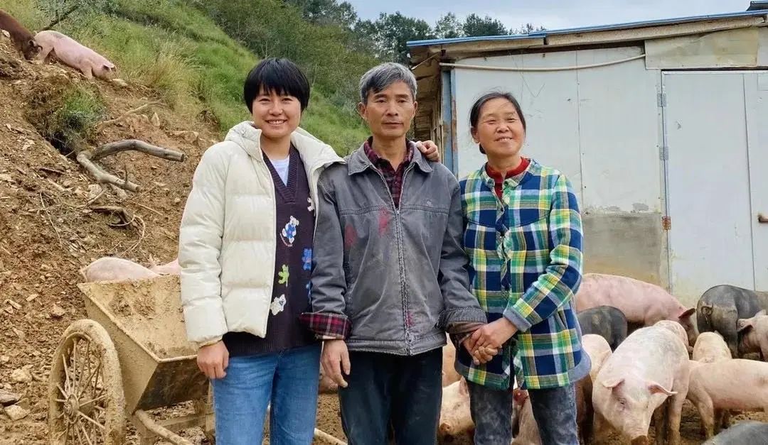 90后大学生回乡带村民致富,汶川80后女孩放弃工作回乡创业