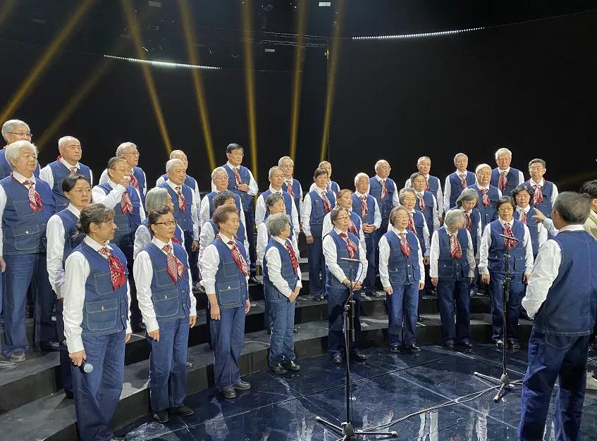 清华学子刷屏,活跃在各大热搜的清华学子