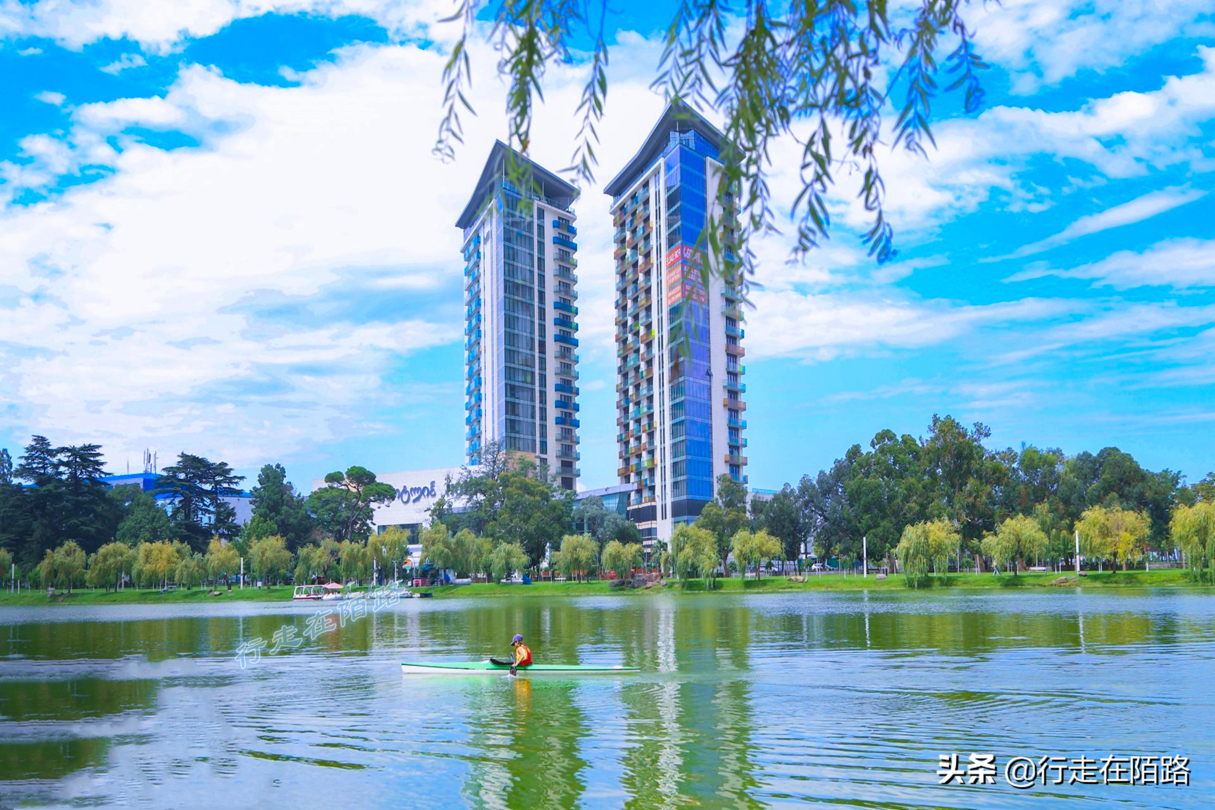 格鲁吉亚城市风景,格鲁吉亚黑海边的旅游胜地