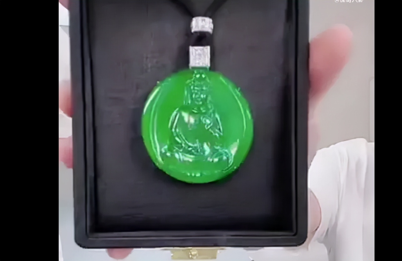 辛巴花20亿买流量,辛巴直播卖了10亿