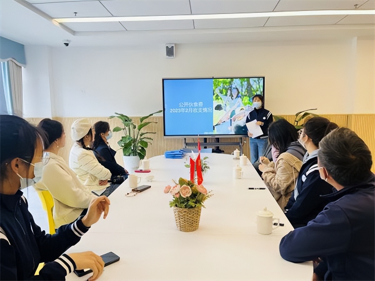 小学食堂开放日活动报道,学校食堂开放日活动报道