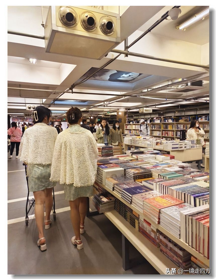 先锋书店全球十大最美书店之一,先锋书店为什么叫最美书店