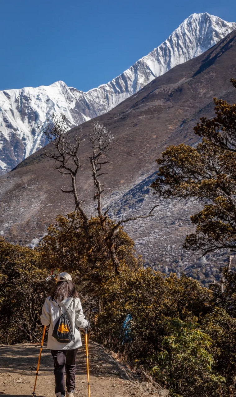 贡嘎徒步穿越子梅垭口,子梅垭口看贡嘎雪山蜀山之王