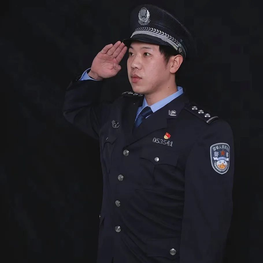 典型人物录丨做一个永不谢幕的“英雄”