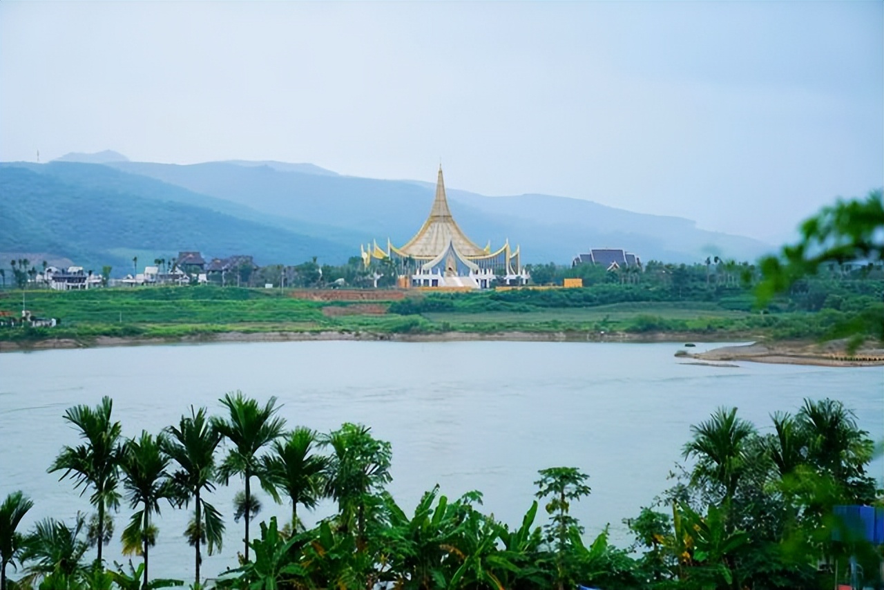 中缅边境旅游文化,中缅边境的旅游景点
