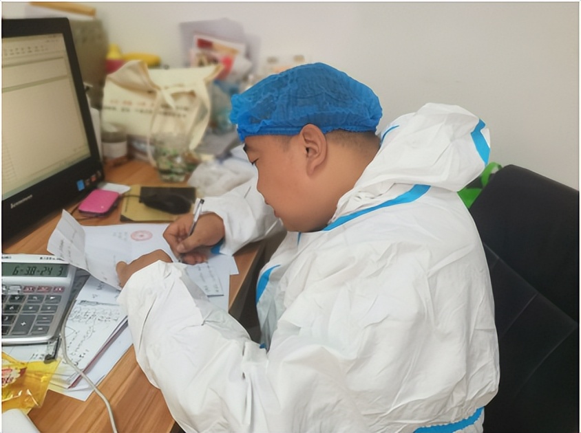 暖心服务关注民生,暖心服务惠民助企