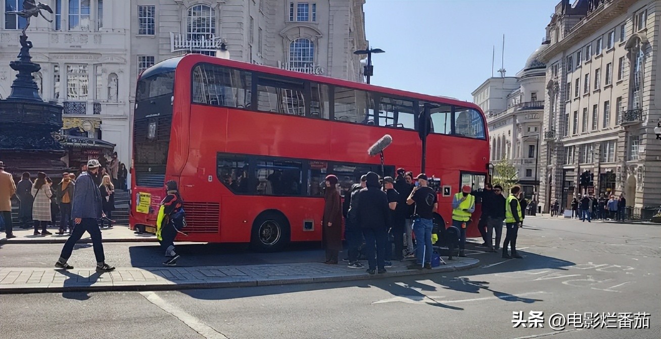 网飞版三体讲什么,网飞版三体深度解析