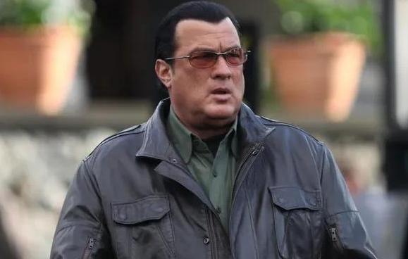 史蒂文西格尔与普京,西格尔普京