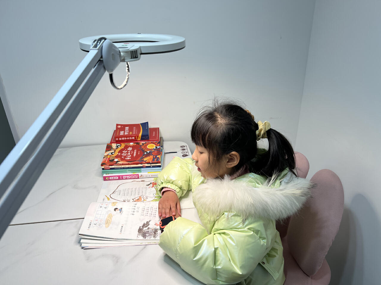 nir红光能用于照射眼睛么,nir红光护眼台灯靠谱吗