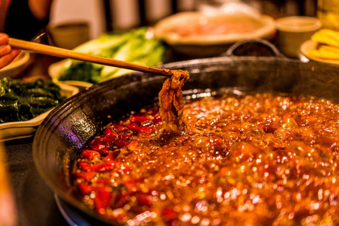 为什么现在年轻人偏向麻辣,为什么年轻人都喜欢川菜