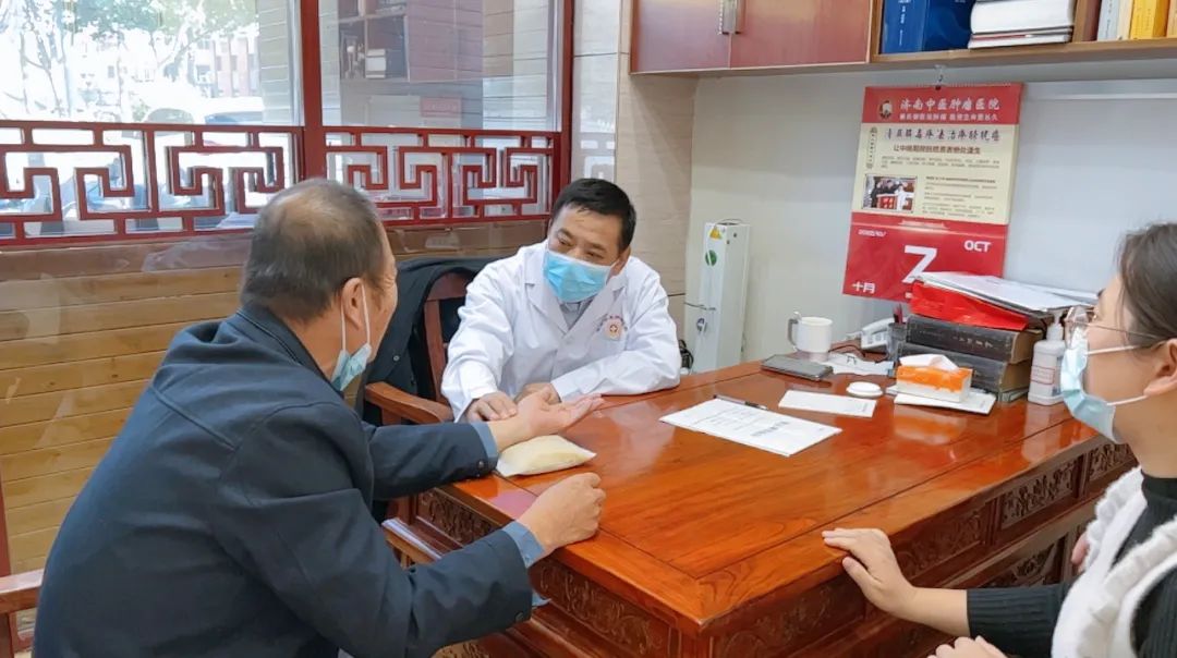 秦旭东老中医,秦旭东中医医院