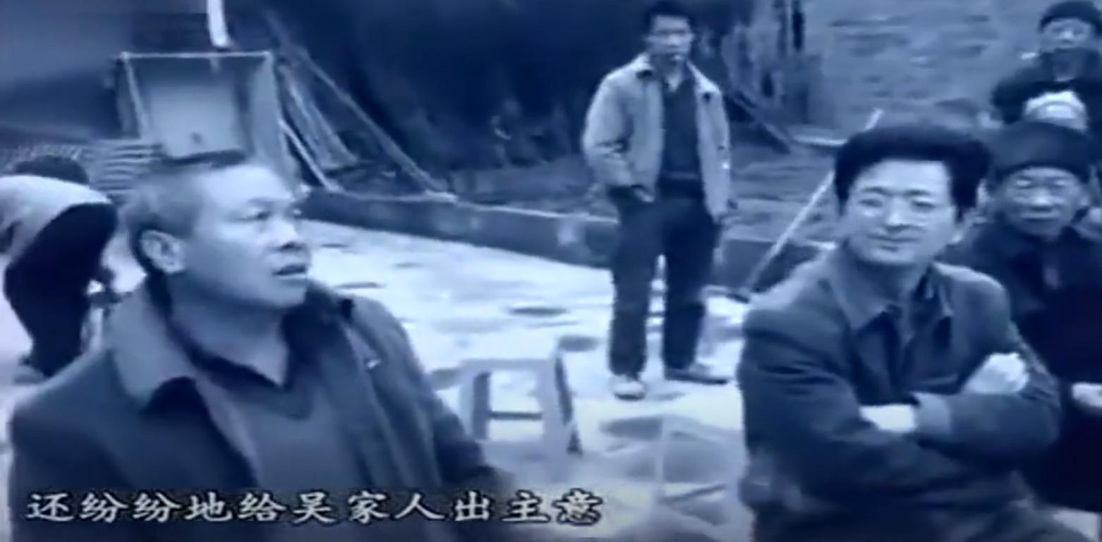 08年，河北女孩“瘫痪”卧床20年，姐姐安上监控后，戳穿多年*局骗**