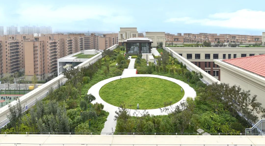 鲁班奖属于中国建筑的最高奖项吗,鲁班奖是中国建筑行业最高奖项