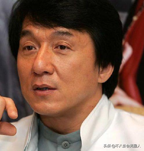 对双眼皮“下手”的明星：浮肿、宽大、失败返工，一个比一个狠