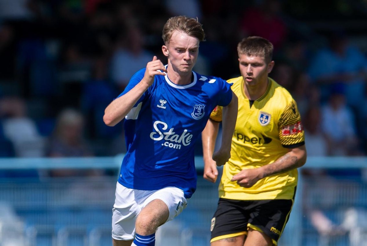 英超切尔西vs阿斯顿维拉前瞻,英超阿斯顿维拉vs水晶宫前瞻