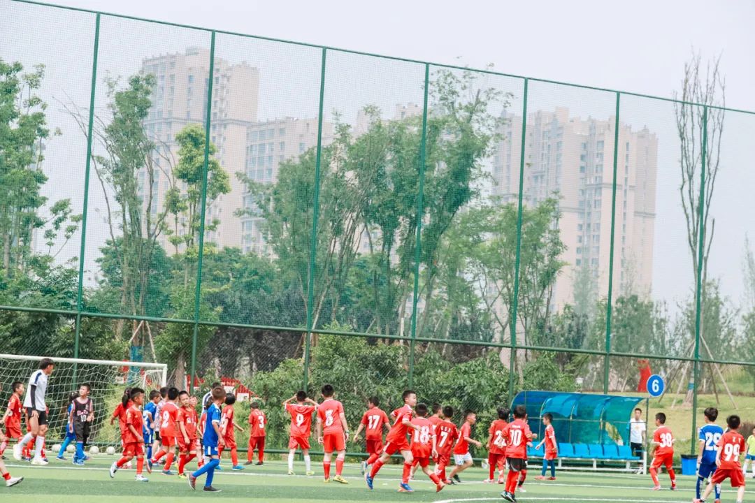 足球嘉年华内容,嘉年华快乐游戏