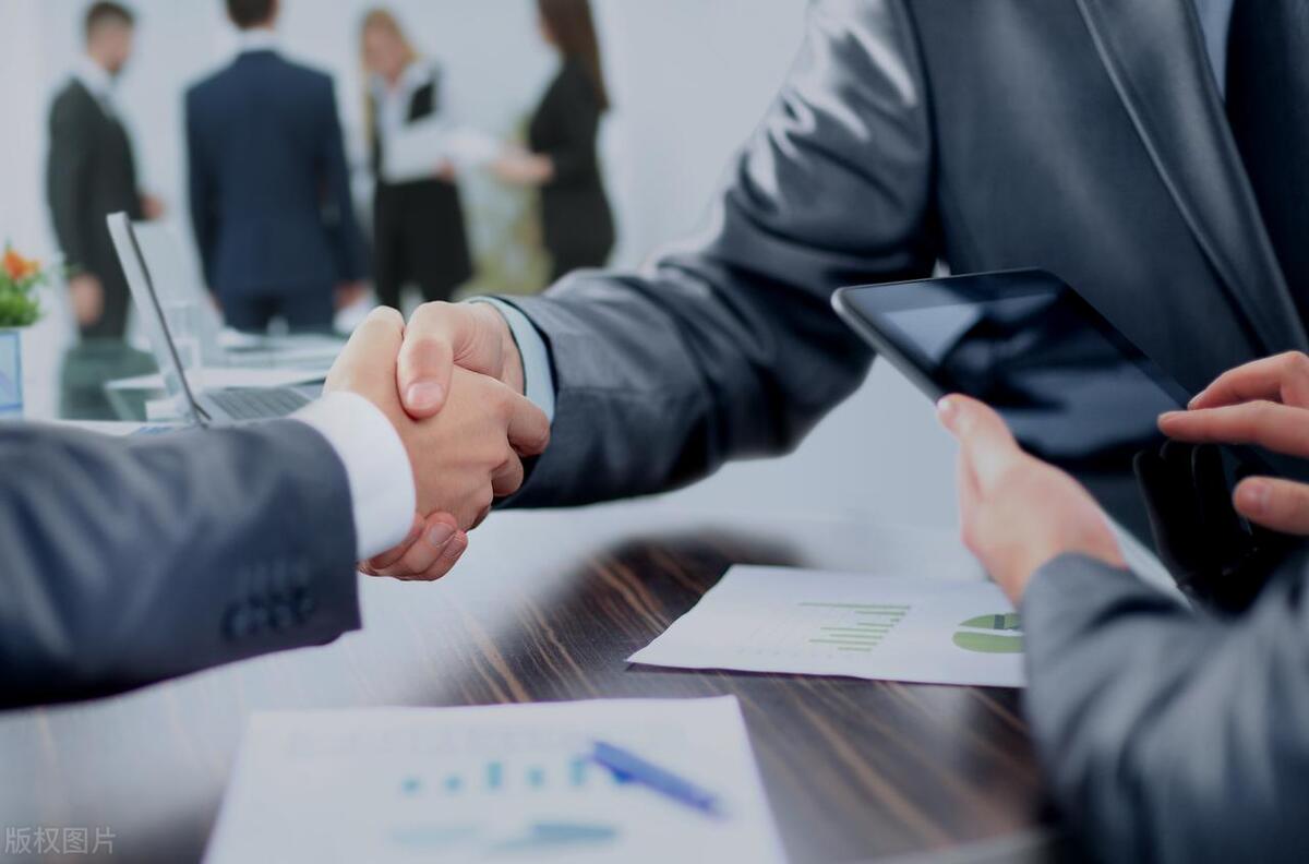 高考志愿我为什么建议你考虑法学,高考报考法学有什么出路