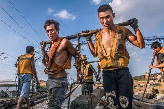 国足训练结束,国足首训时间超过90分钟