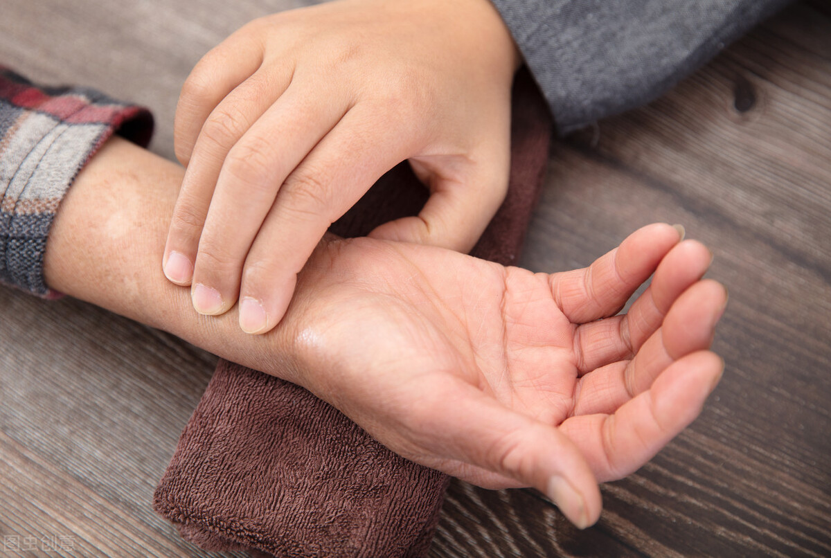 乳腺纤维瘤吃什么中药可以消除,中医治疗乳腺纤维瘤的思路