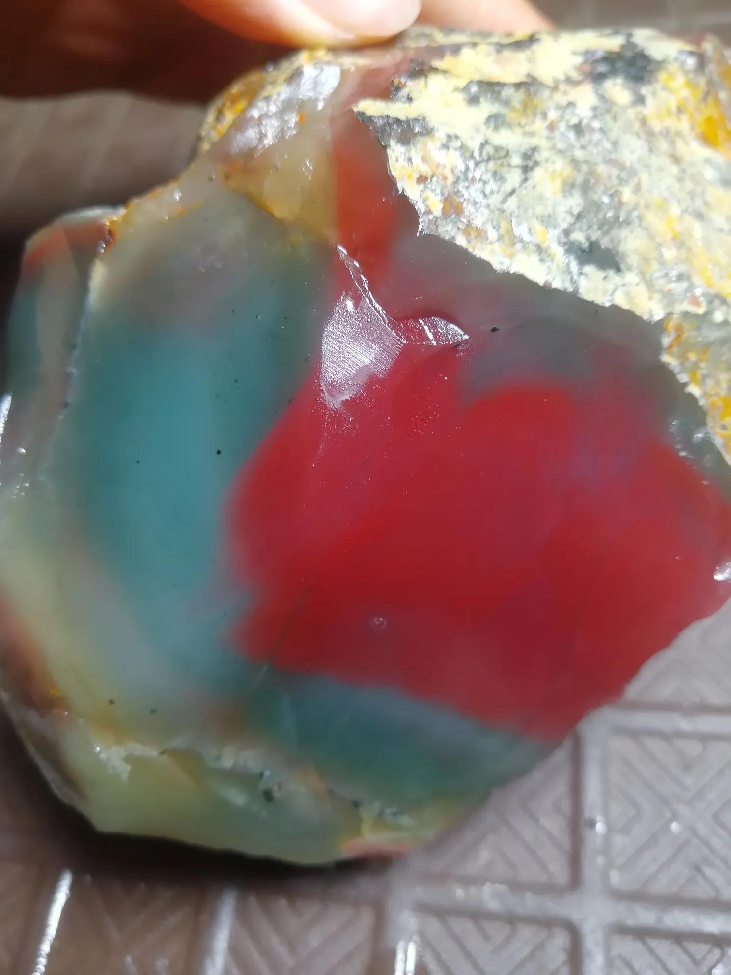 秦岭太白山霸王河玉石,秦岭大山的七彩玉石