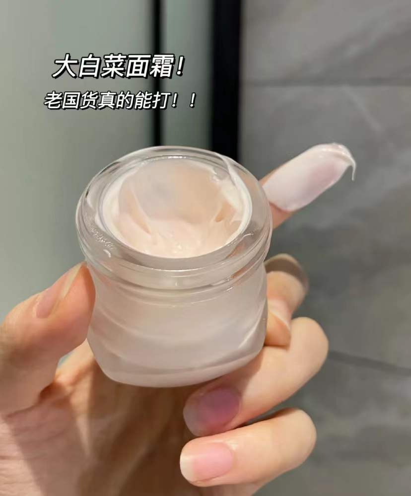 能提亮补水的面霜，我只服这3个老牌国货，包装简单，真心好用