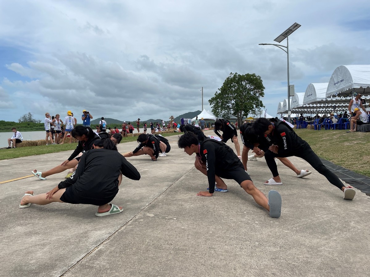 南京商业学校龙舟队训练视频,南京商业学校20届龙舟队