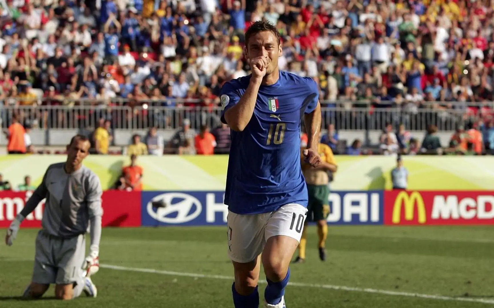 点燃世界杯热情,世界杯现场解说超燃十大集锦