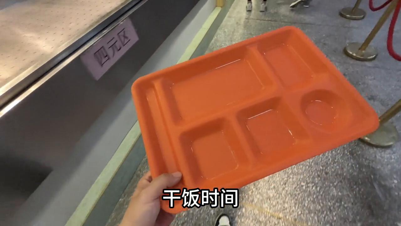 济源富士康自离厂牌没交,济源富士康不交厂牌会怎么样