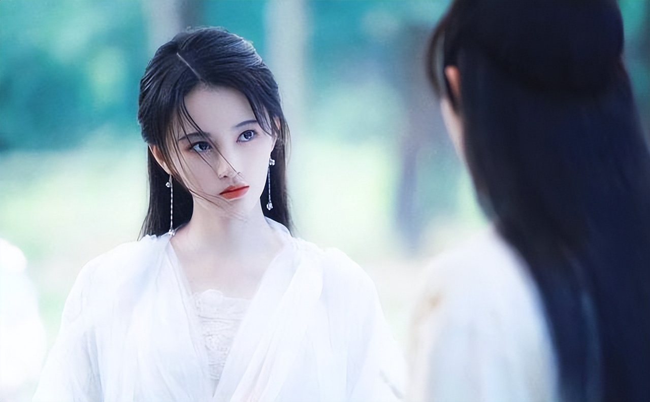 难以超越的13个经典角色,新旧对比15位毁经典的辣眼睛角色