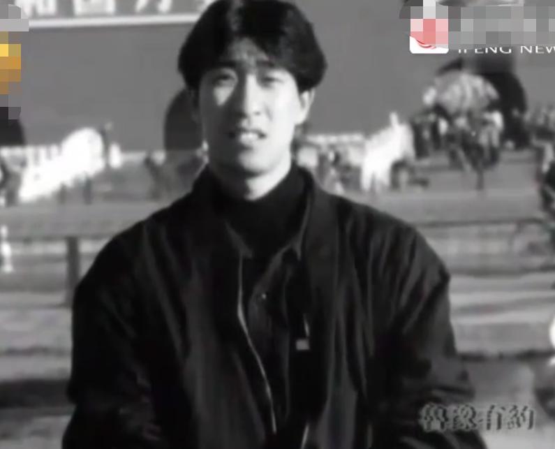 王*源千**上演《惊天救援》，拿影帝无人知，和圈外女友裸婚恩爱26年