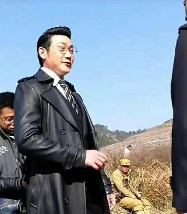 明星脸部僵硬的图片,很多明星脸僵是怎么回事