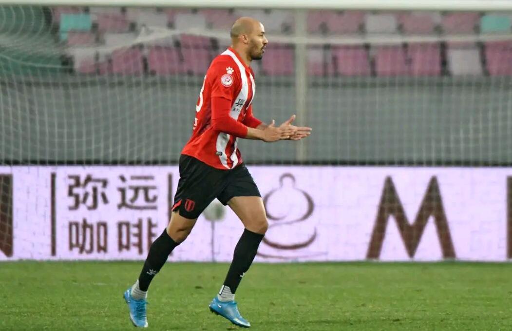 成都蓉城26轮不败追平恒大纪录,成都蓉城13轮后多少场不败了