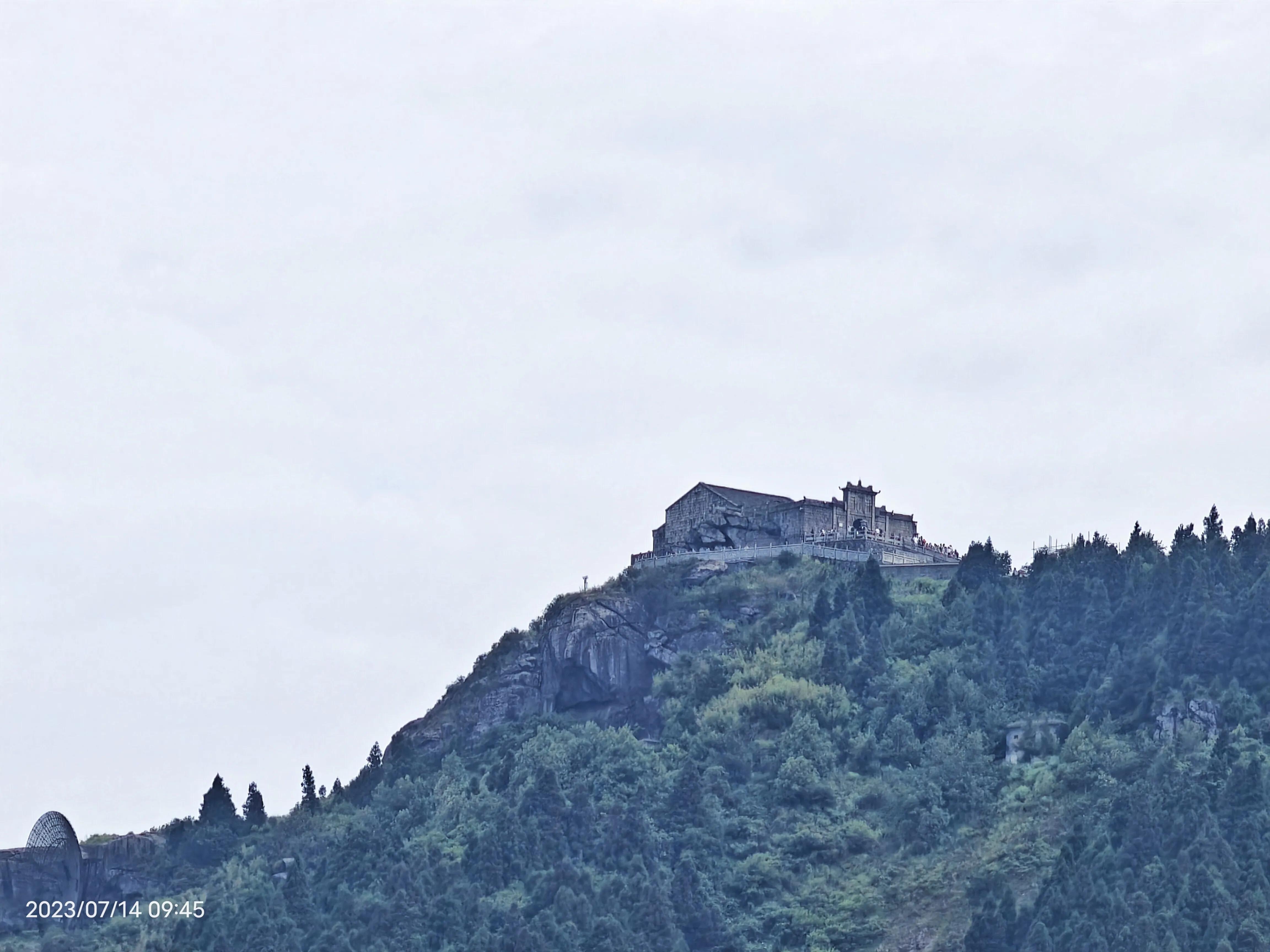 衡山南岳一日游,南岳衡山是五岳最灵的吗