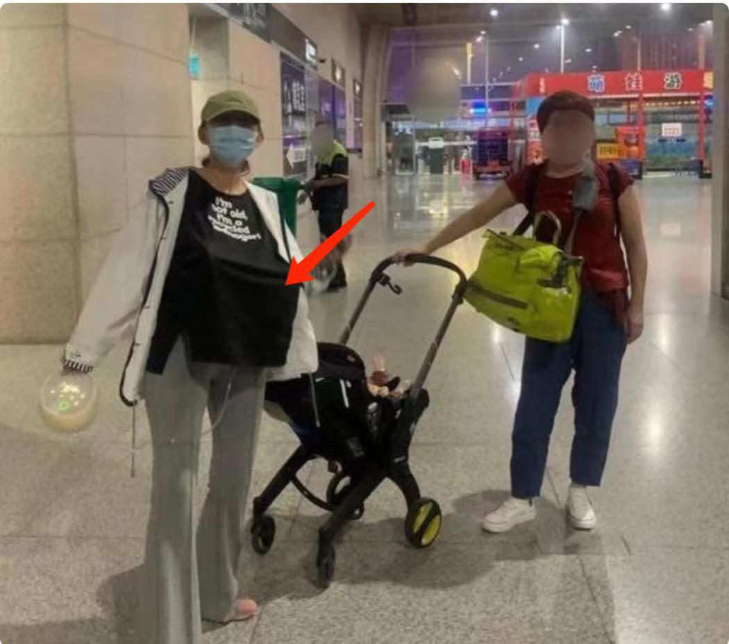 热依扎获奖发言提到月嫂,热依扎感谢月嫂的评论