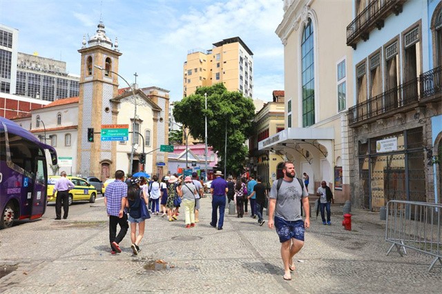 四川流浪16年的小伙,在国外乞讨的四川小伙