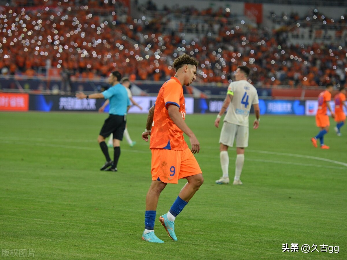 第十二轮中超战况,第十二轮山东鲁能vs上海上港