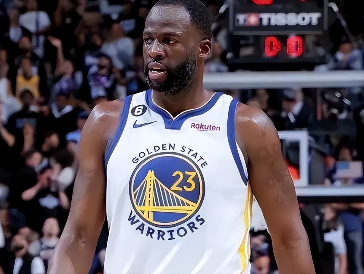 库里打疯了一战创4大纪录,打疯的库里