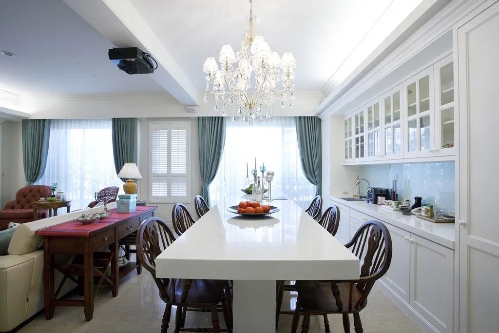 到底应该怎么选择餐桌呢,餐桌怎么选最全选购攻略