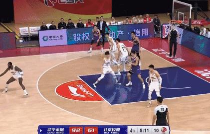 桑普森辽宁暴扣任骏飞,辽宁桑普森和奥德杰集锦