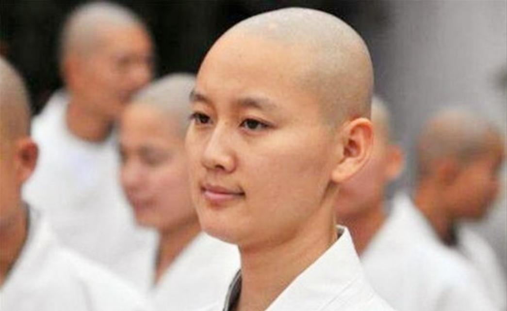 2008年985学霸因梦出家，被称作“最美尼姑”，今33岁仍不愿还俗