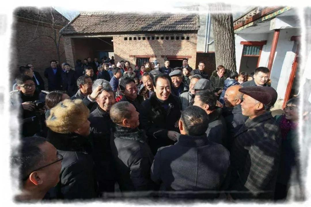 舞钢许家印照片,许家印舞钢十年