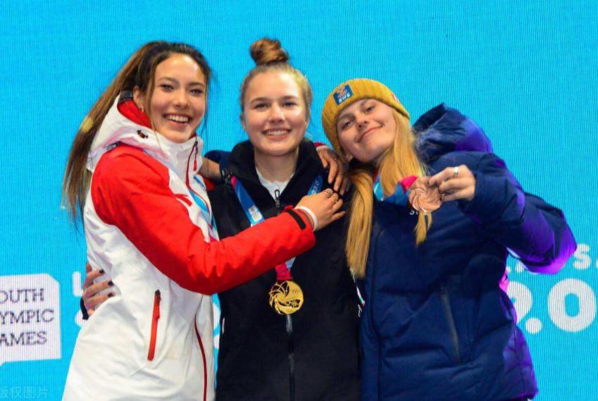 谷爱凌姥姥姥爷学历,谷爱凌为什么19岁上大学