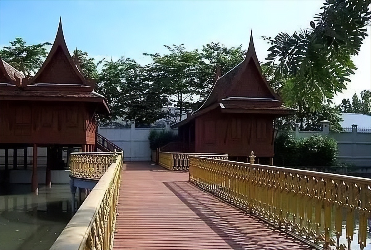 哪个地方出产的柚木最好,世界看中国南康家具