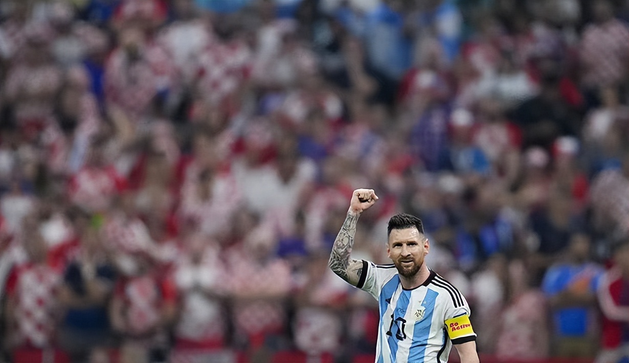 疯狂！多哈有近5万阿根廷球迷，梅西战袍售罄，赞助商回应有深意