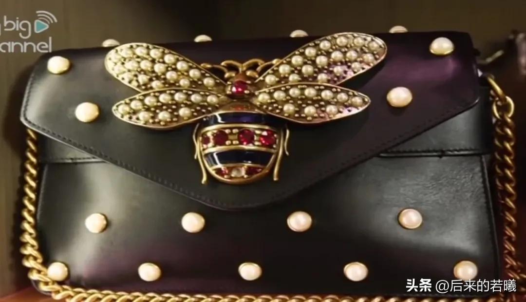 住4.3亿山顶豪宅，关之琳却衰老成这样